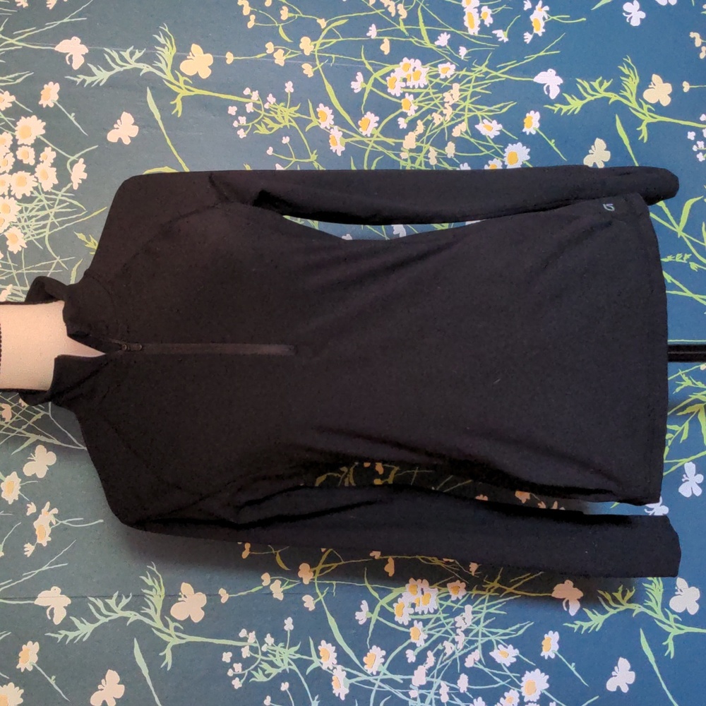 Gap Fit Long Sleeve Zipper Exercise Top